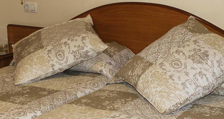 Hostal La Barretina Фігерас Екстер'єр фото